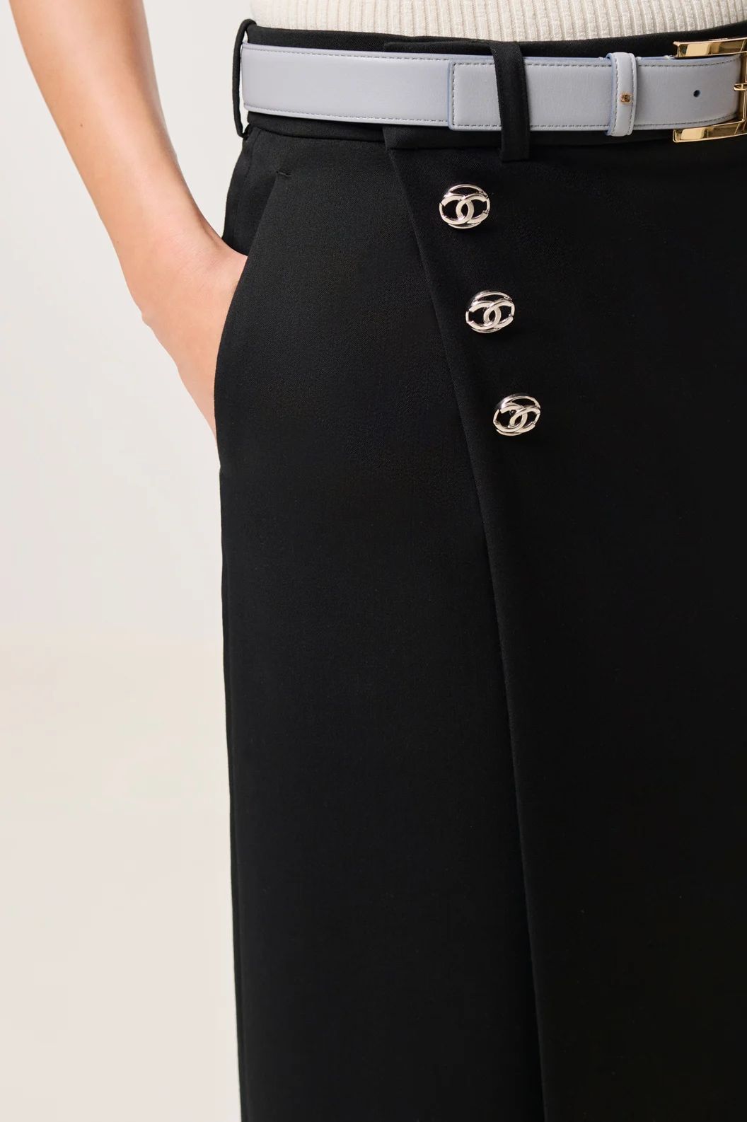 CHÂN VÁY A-LINE — góc nhìn 2